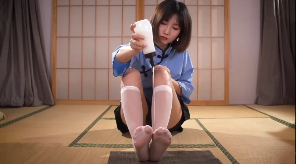 [Ligui丽柜] 私人定制《尘浸丝莲》HD视频 小爽