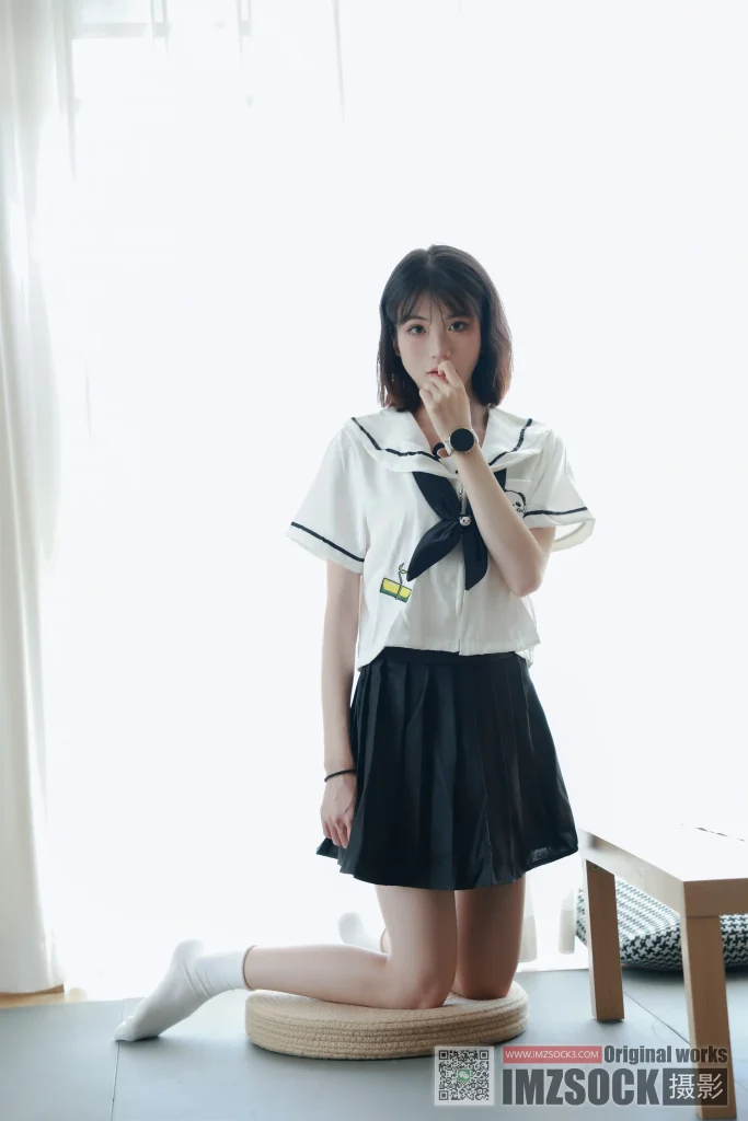 [MZSOCK]爱美足 No.353 秋秋 2026年写真和视频在线观看