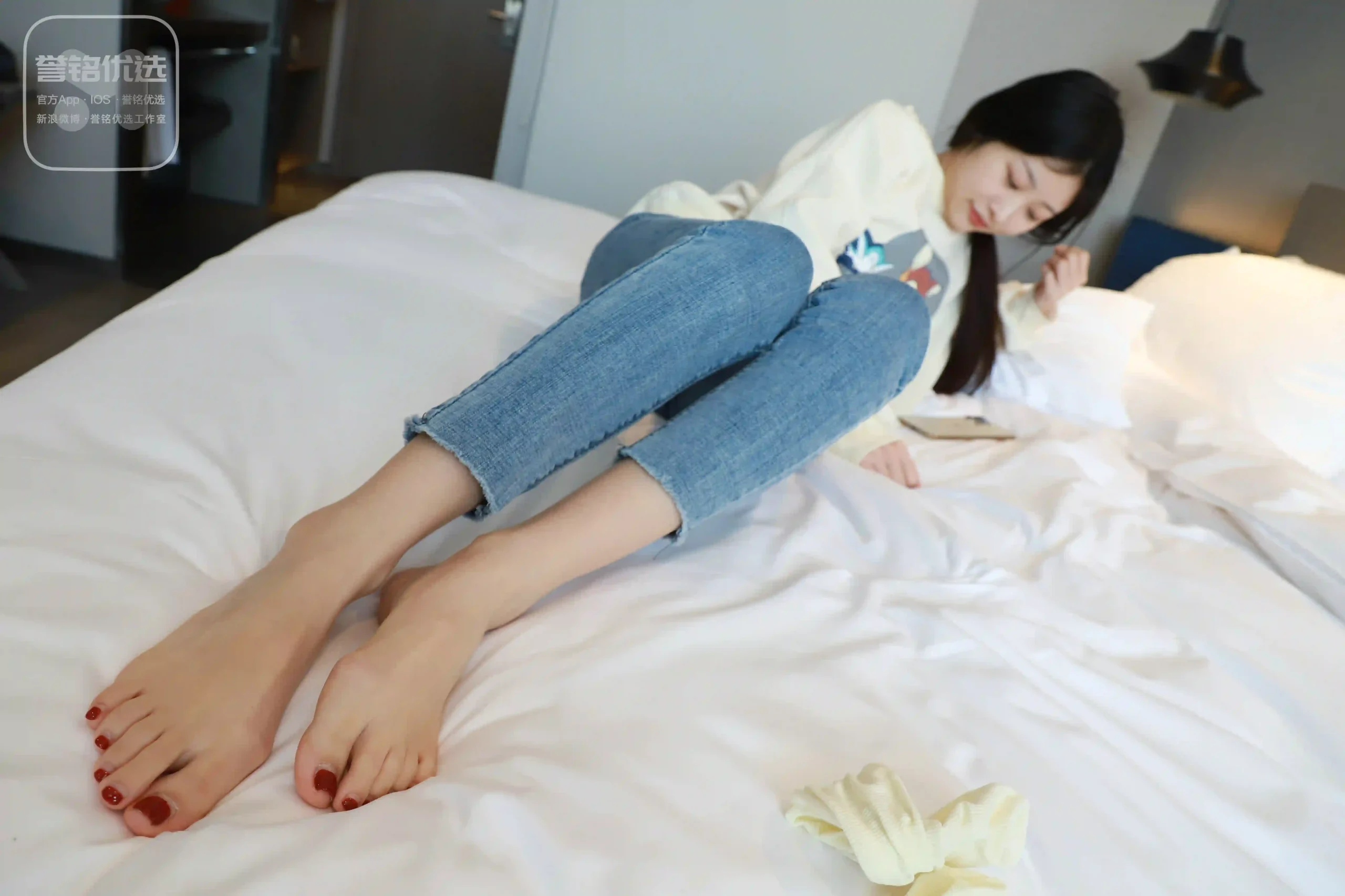 001.誉铭传媒袜足摄影 2026年第02期作品 [112P1V-1.69GB]